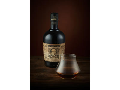 Diplomático Selección de Familia Rom
